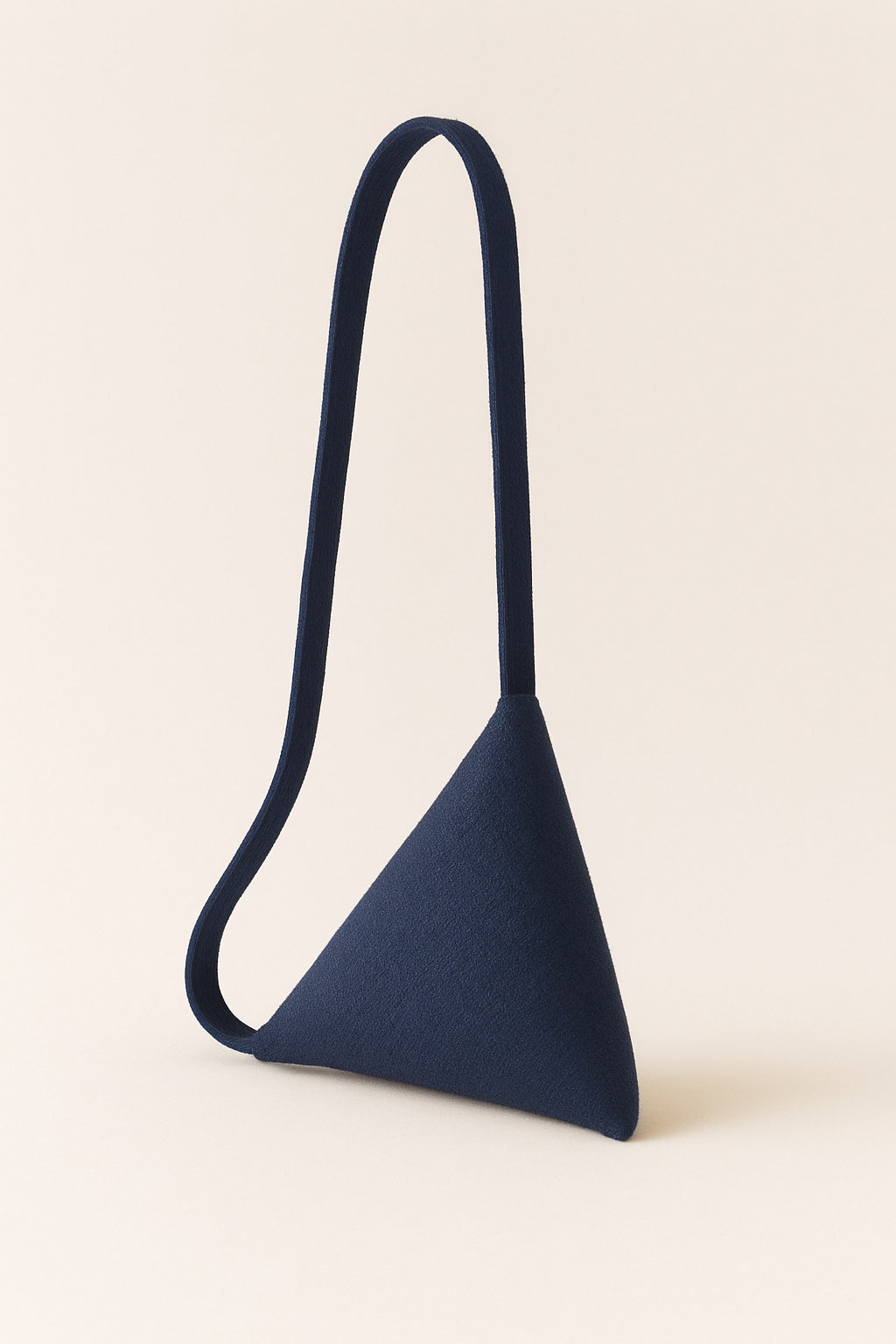 triangle linen bag