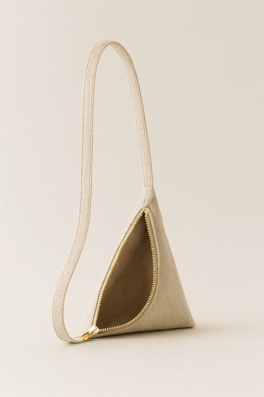 triangle linen bag