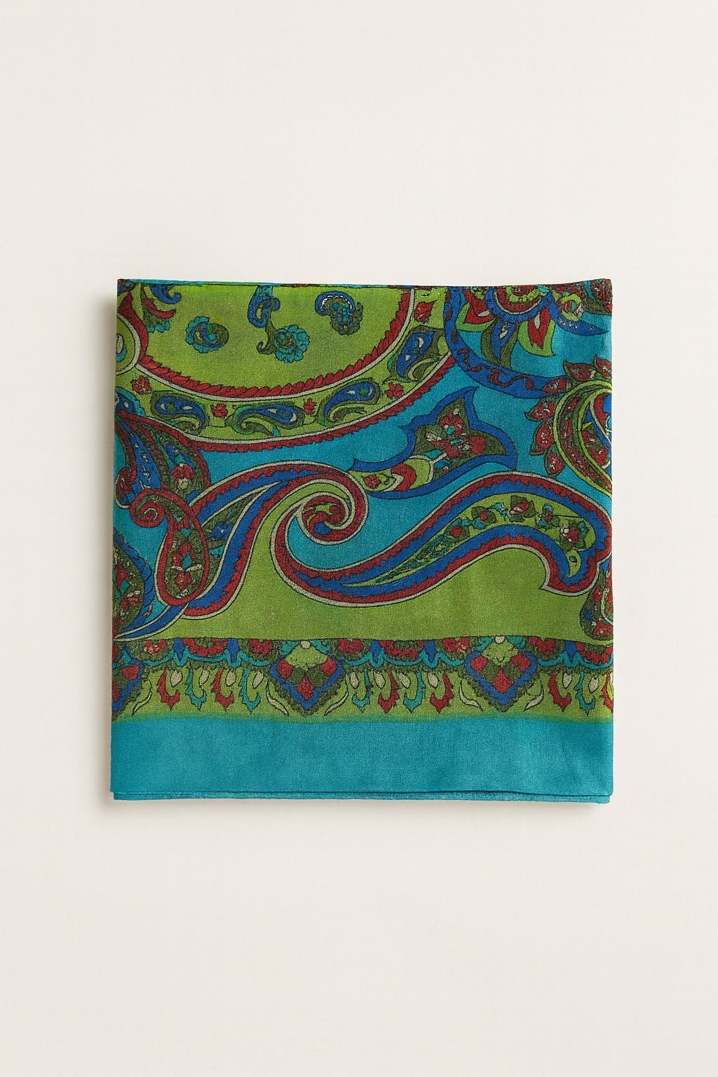 Silk Scarf / photo of the full scarf, add other models ?